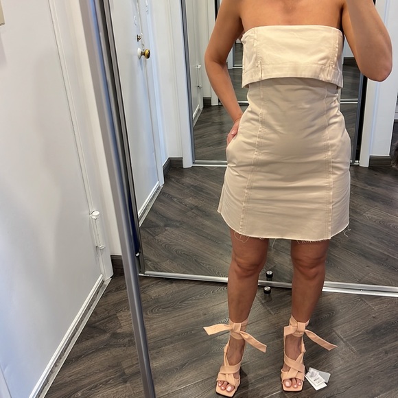 Zara mini beige corset dress, size XS - Picture 4 of 12